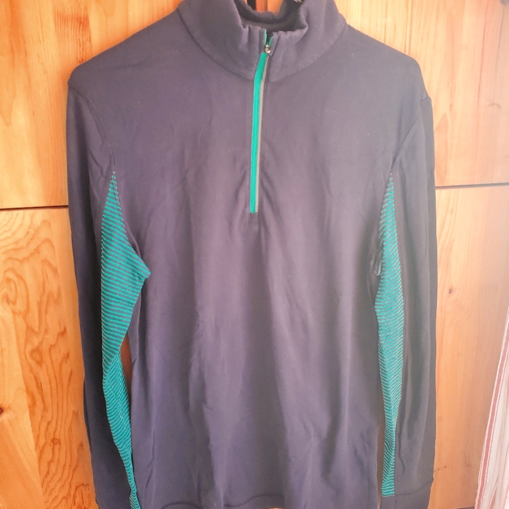 Lululemon Men's Velocity 1/4 Zip Top in Navy size Medium